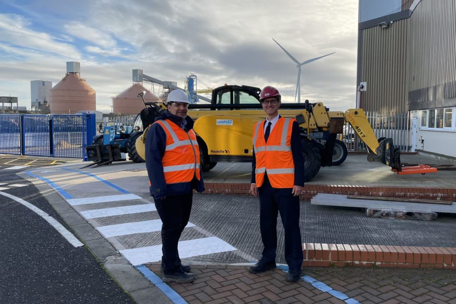 Indro Mukerjee, CEO Innovate UK meeting the Offshore Renewable Energy Catapult CEO Andrew Jamieson and being given a tour of the facilities.