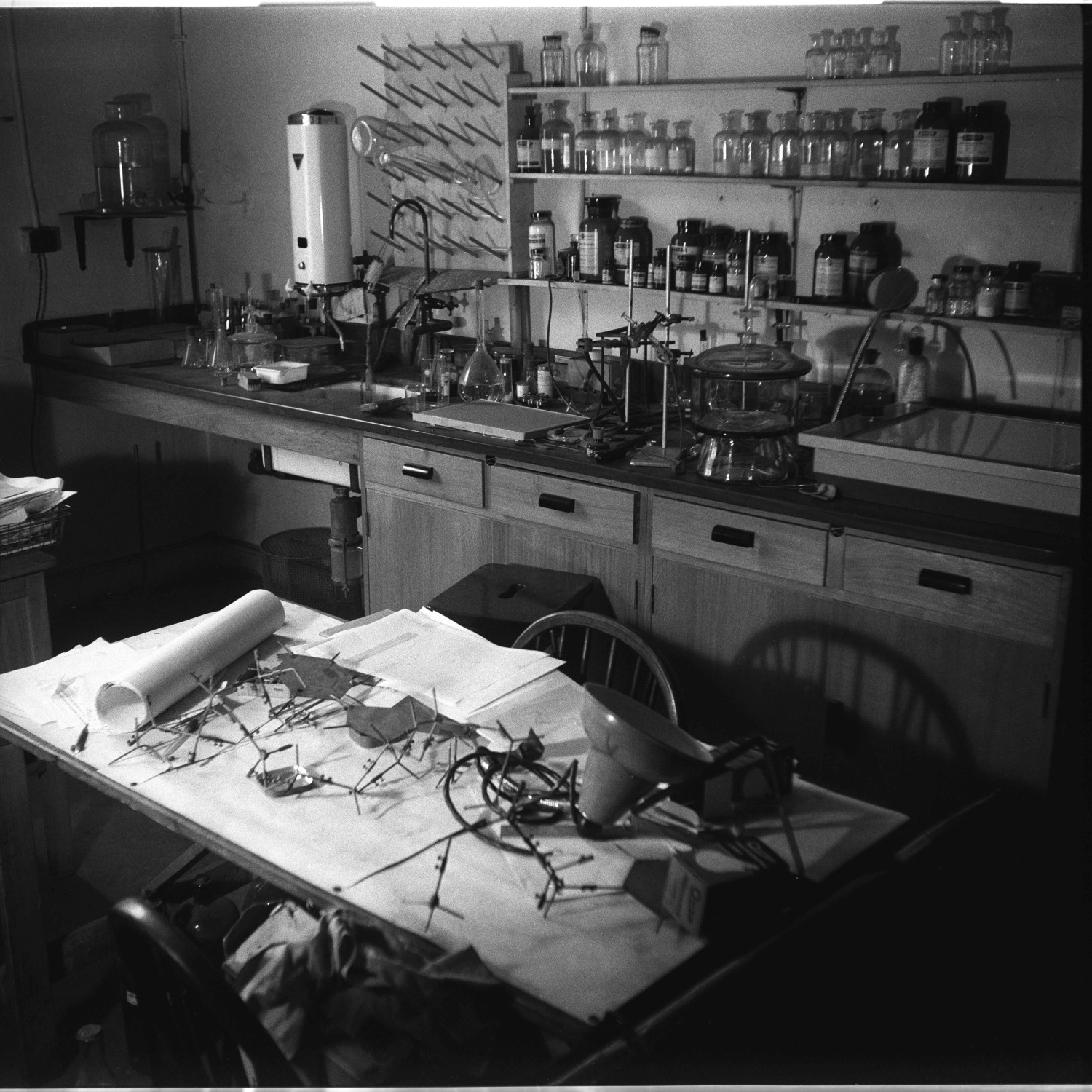 Black and white photo of research lab