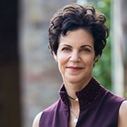 Headshot of Annie Callanan.